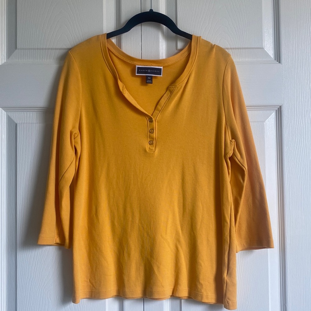 (BUNDLE) 2 Karen Scott Business Casual 3/4 Sleeve Shirts